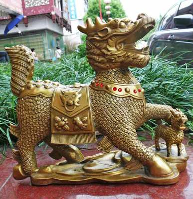 祥瑞之韵 铸铜麒麟雕塑的艺术魅力与文化内涵